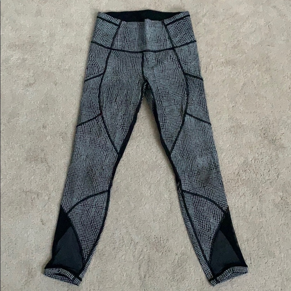 Lululemon train times legging